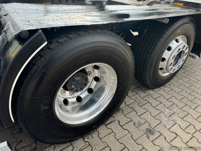 Camião florestal DAF XF 530 6x2 Holztransport Kran PENZ 15Z9.50 *Anh.