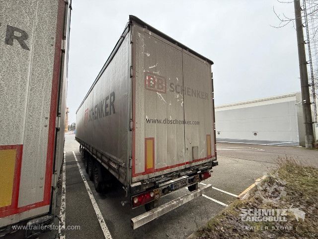 Otvorený náves s plachtou Schmitz Cargobull Curtainsider Standard