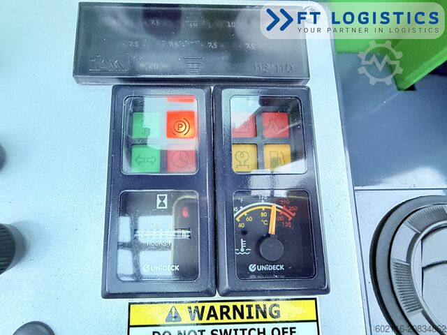 чотири-напрямний навантажувач Combilift C4000 TRIPLEX 6900 GAS FREE LIFT CABIN