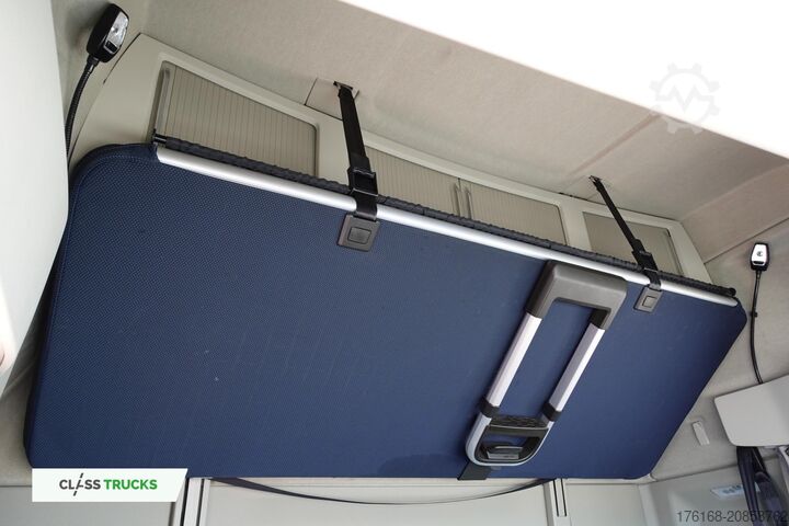 Standard tractor unit VOLVO FH 460 Globetrotter XL i-Save I-ParkCool