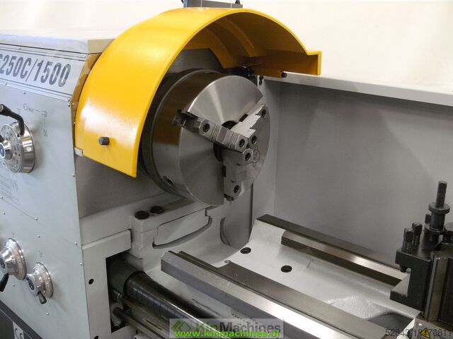 Mesin pelarik konvensional KMS CS6250C/1500