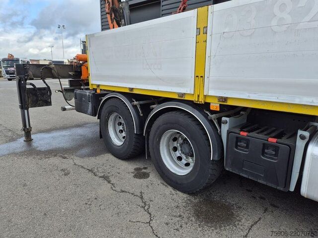 Vrachtauto met open laadbak Volvo FMX