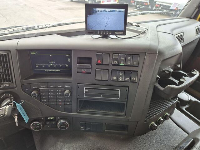Vrachtauto met open laadbak Volvo FMX