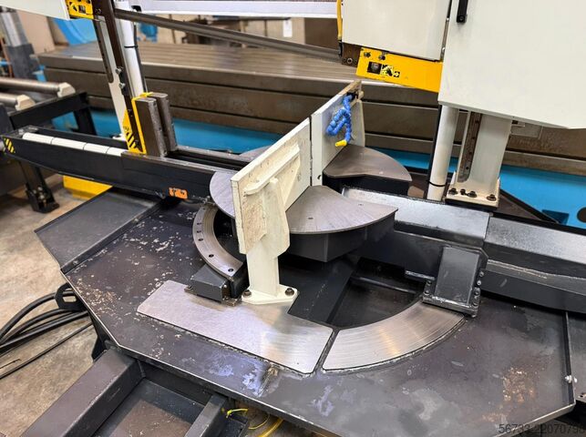 Scie à ruban semi-automatique PEGAS Gonda 750 x 500 mm  CNC