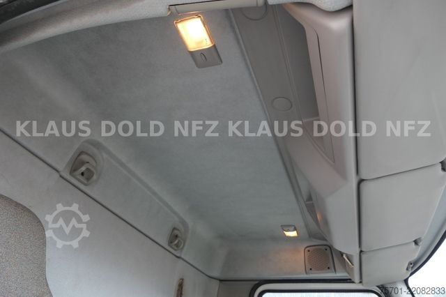 Camion caisson VOLVO FL 250 Koffer Rolltor LBW Euro 6
