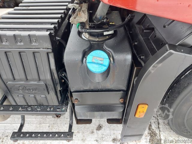 Волумен влекач FORD F-Max 1850 LL