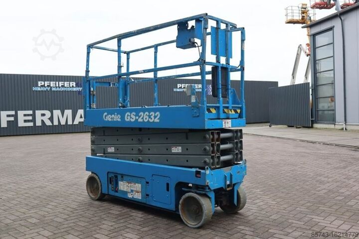 Scissor lift Genie GS2632 Electric, Working Height 10m, 227kg Capacit
