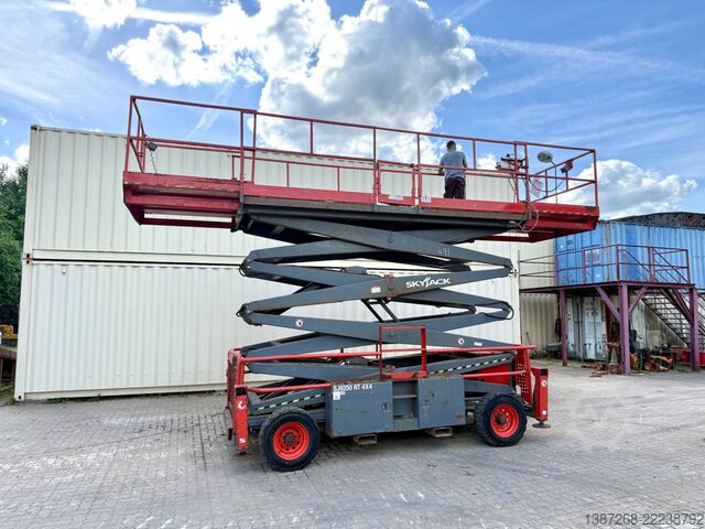 Работна платформа Skyjack SJ9250RT 4x4 / 17.2 Meter / 2015 BJ