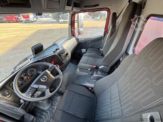 Kolmisuuntainen kippiauto  Atego 823 K 3-Seiten Kipper