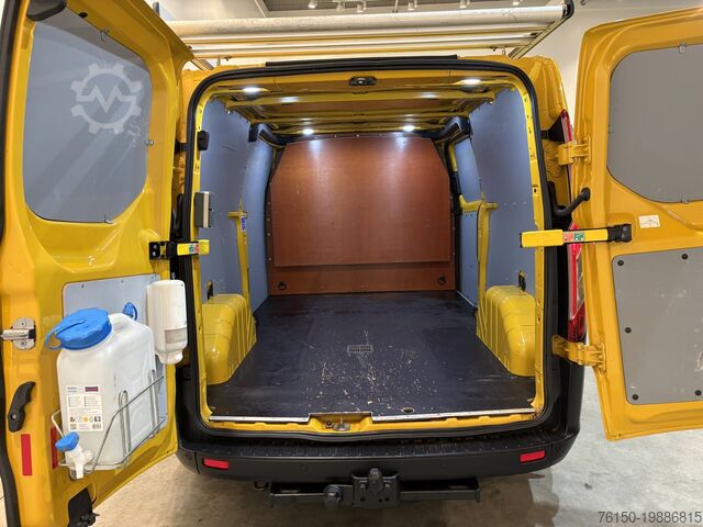 Fourgonnette Ford Transit Custom 340 2.0 TDCI L2H1 Trend 130 PK /...