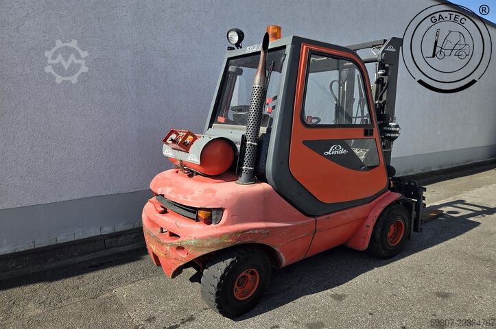 Treibgasstapler Linde H30T-02