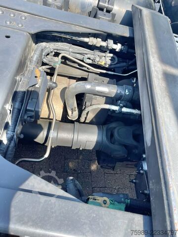 Standard-SZM Iveco S-WAY 460 332205 KM!! CNG ,RETARDER,  FRIGO