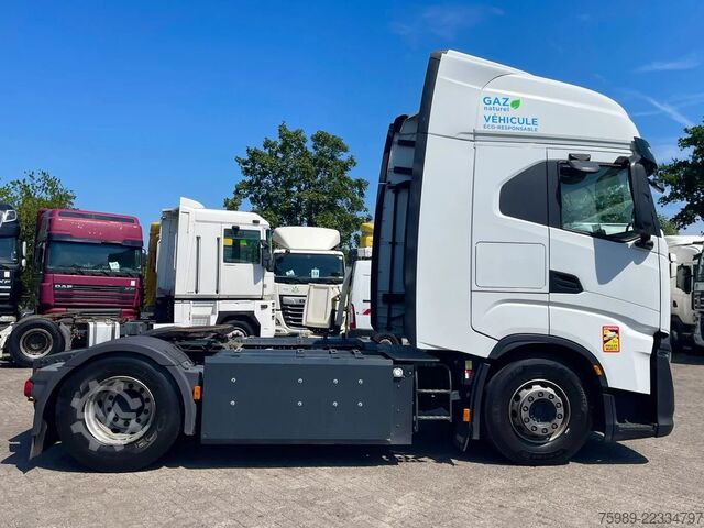 Standard-SZM Iveco S-WAY 460 332205 KM!! CNG ,RETARDER,  FRIGO