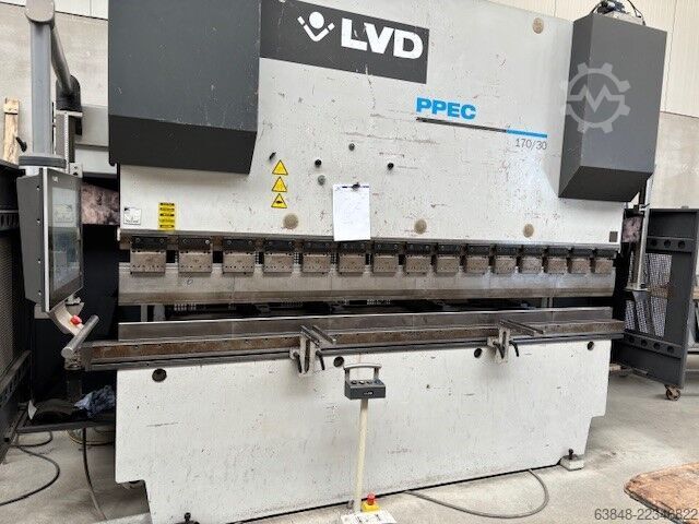 プレスブレーキ LVD PPEC-5 170/30