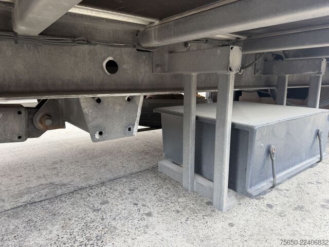 Trailer boks Ackermann Z-KA-F10.5/7,6  1 Achs Kofferanhänger mit Ladebordwand 10,5 t GG