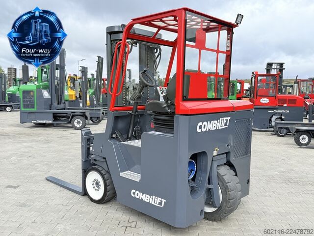 Vierwegestapler Combilift CB4000 GAS TRIPLEX 5200 FREE-LIFT