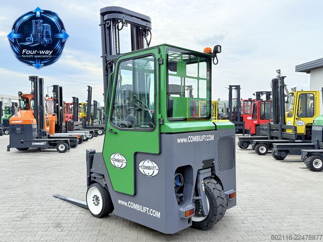 Empilhadeira multidirecional Combilift CB4000 GAS TRIPLEX 6800 POSITIONER CABIN