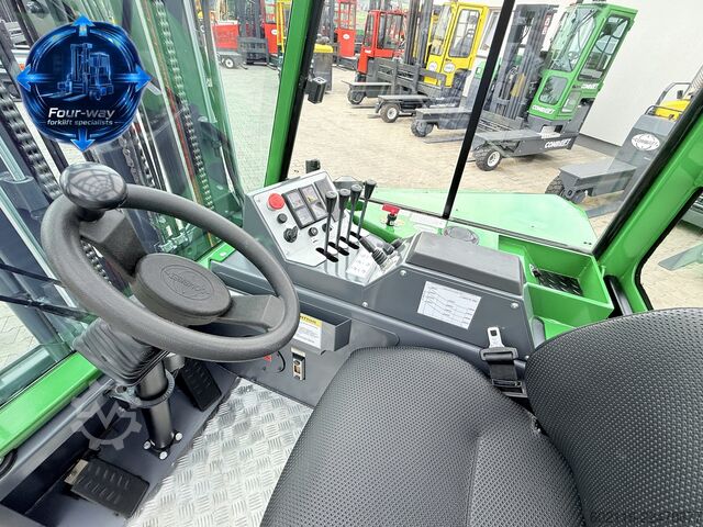 Empilhadeira multidirecional Combilift CB4000 GAS TRIPLEX 6800 POSITIONER CABIN