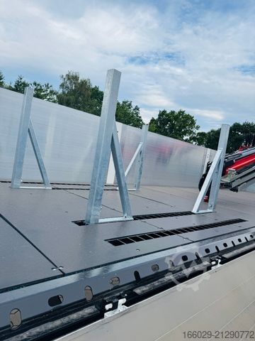Auflieger  Wiese Baustoffauflieger mit Fassi Kran F240