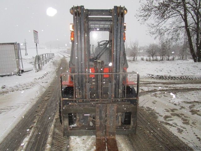 رافعات شوكية ديزل Nissan 4 Ton.-Triplex-FH 4,5m + Seitenschieber