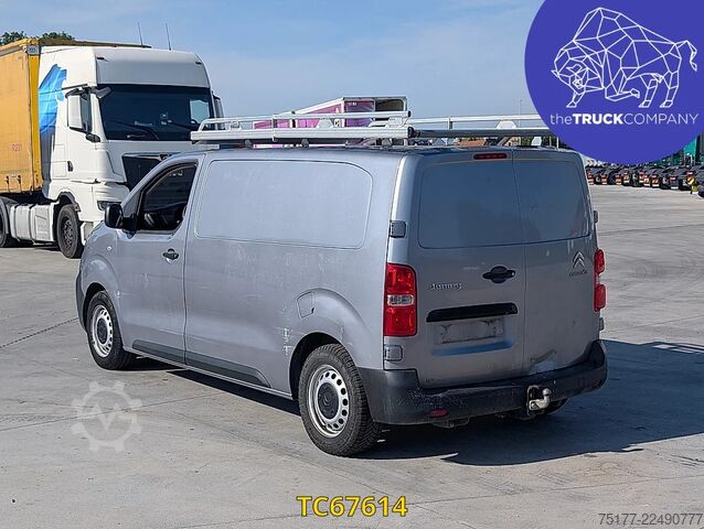 厢式货车 Citroën Jumpy Jumpy 120cv city van