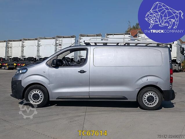 厢式货车 Citroën Jumpy Jumpy 120cv city van