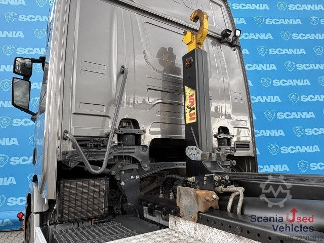 Camion benne Scania R 450 B6x2*4NA RETARDER PARK AIRCO HOOKLIFT 26T