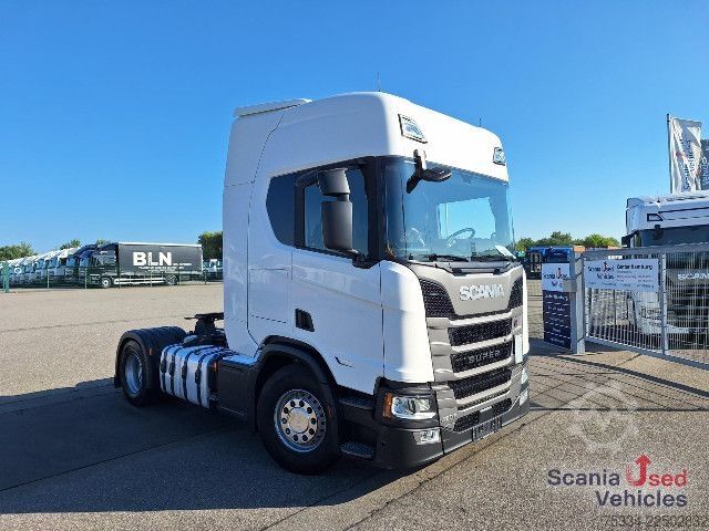 Standarta vilcējs Scania R 460 A4x2NA