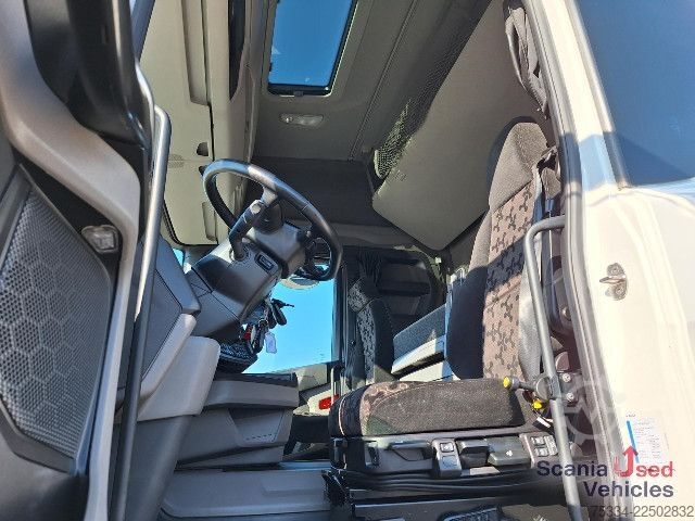 Standarta vilcējs Scania R 460 A4x2NA