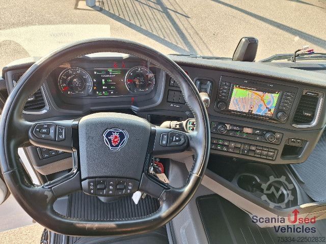 Standarta vilcējs Scania R 460 A4x2NA