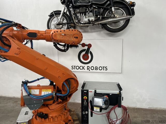 Industriālais robots ABB IRB 6700-205/2.80 IRC5