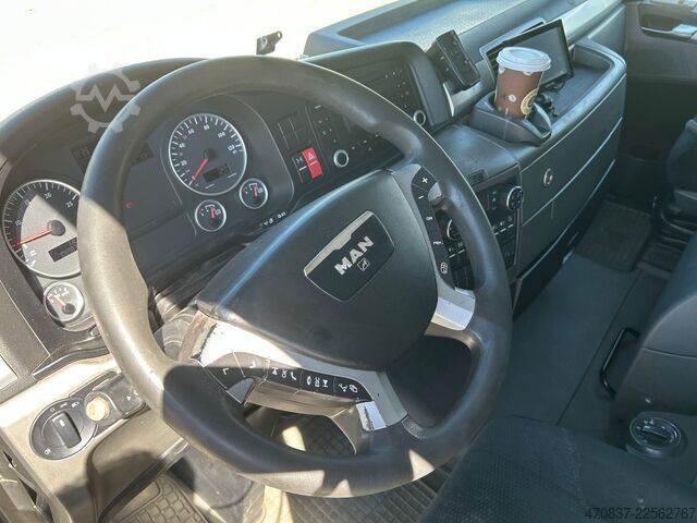 Swap body truck MAN TGX 18.360 XLX / LBW / Koffer