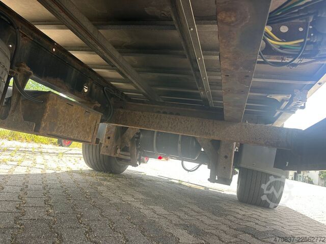Swap chassis trailer KRONE AZ / inkl Koffer / LBW