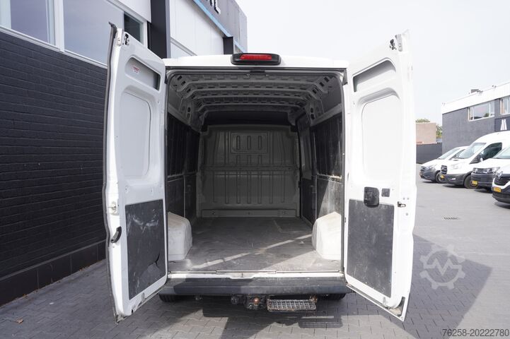 Furgoneta con caja Fiat Ducato 2.3 MultiJet 130PK L3H2 EURO 6 - A/C Cli...