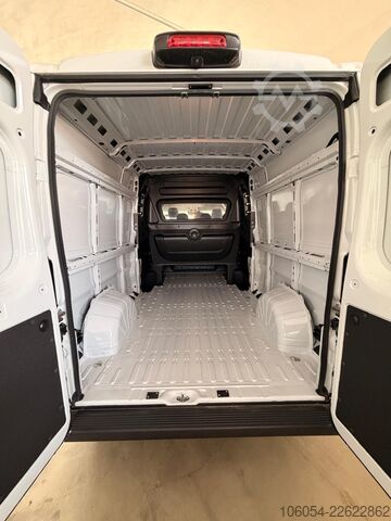 Xe tải có ghế ngồi FIAT Ducato Maxi