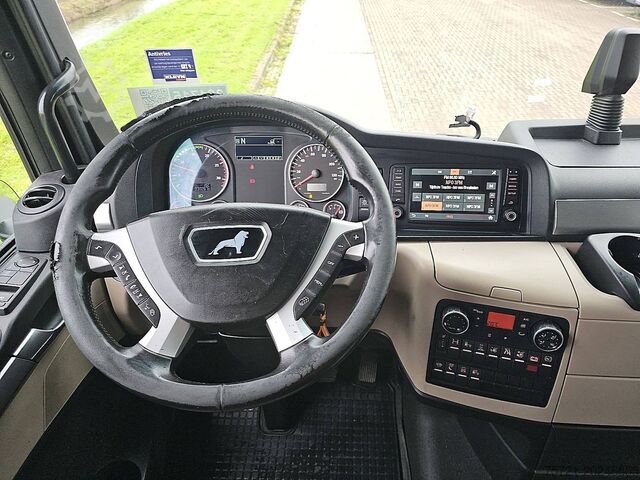 Estándar-SZM M.A.N. 18.460 TGX