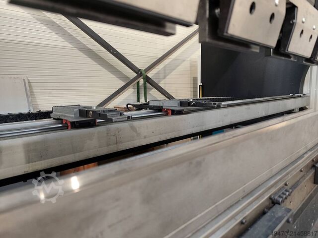 CNC press brake Vartek ADVANCEFORM 6100-400
