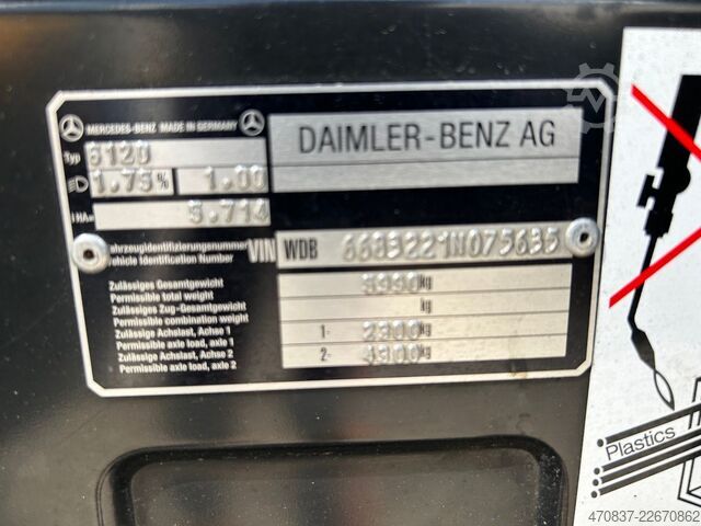 飲料バン MERCEDES-BENZ Vario 612 D