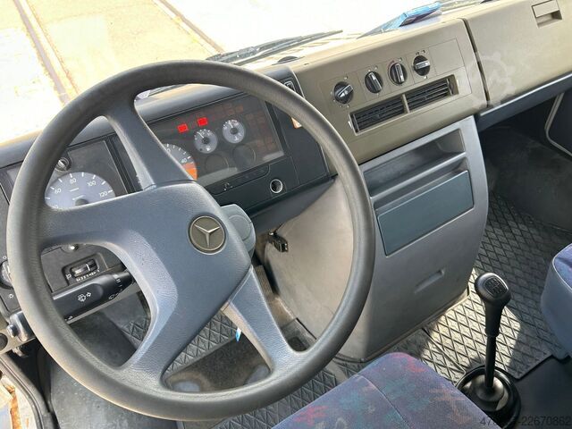 飲料バン MERCEDES-BENZ Vario 612 D