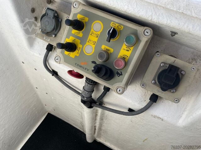Plataforma de trabajo Renault Maxity 110 Steiger Comilev EN 100TVL