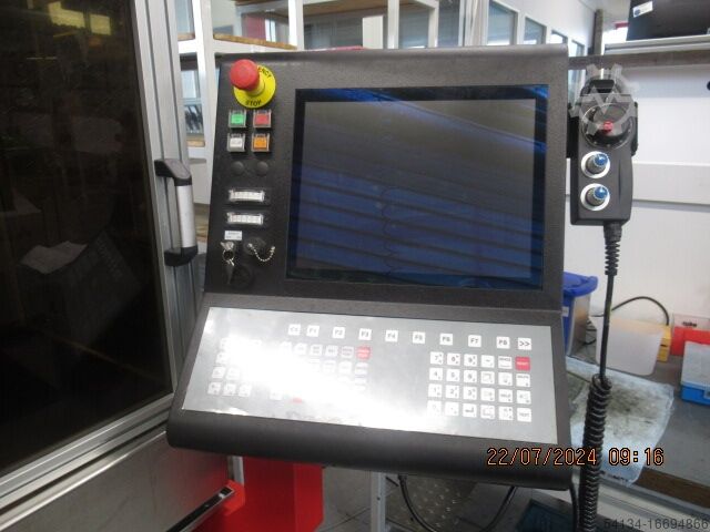 ืืชืื ืืืื ืช ืฉืืืงืช ืืืจืื Madra BT 3040 CNC/ATC