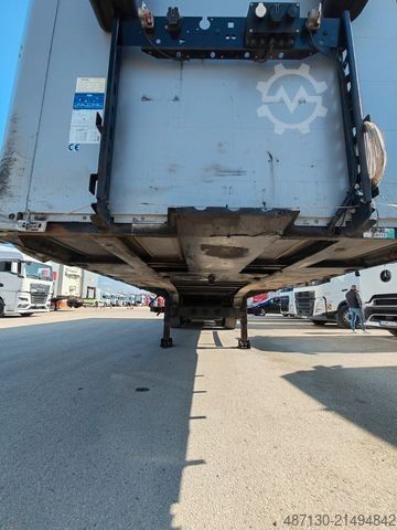 Otvorený náves s plachtou KÖGEL S24-1 mega