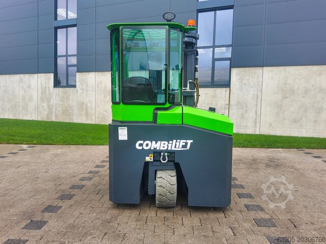 Stivuitor cu 4 căi Combilift CBE 3000