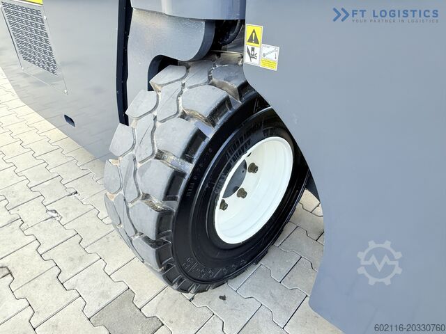 Forklift empat arah Combilift C5000SR DIESEL TRIPLEX 6100 FORK POSIT