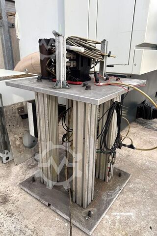 Brusilnik orodja Schütte 305 Linear