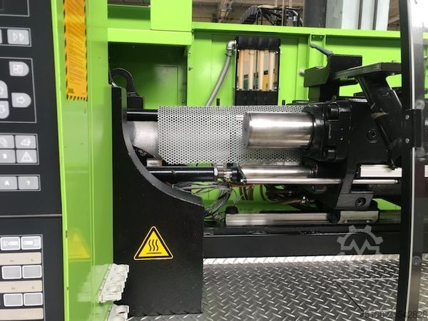 Stroj za brizganje Engel Victory 330/110 Tech