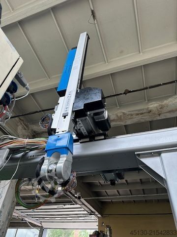 Stroj za brizganje Engel Victory 330H/200V/140 combi Ecodrive