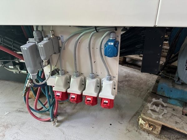 Stroj za brizganje ENGEL Victory 330H/80V/160 combi Ecodrive