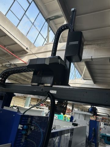 Stroj za brizganje Engel Victory 200H/60W/180 combi