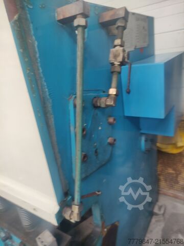 Hydrauliska giljotinsaxar ALLMAC industries 8 X 3200 MM